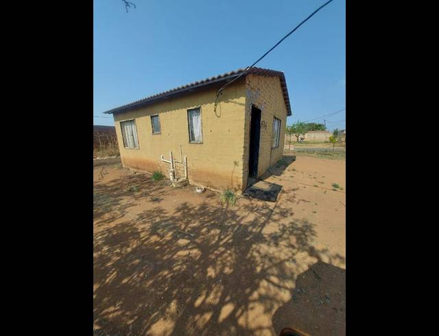 2 BEDROOM HOUSE FOR SALE IN SOSHANGUVE SOUTH